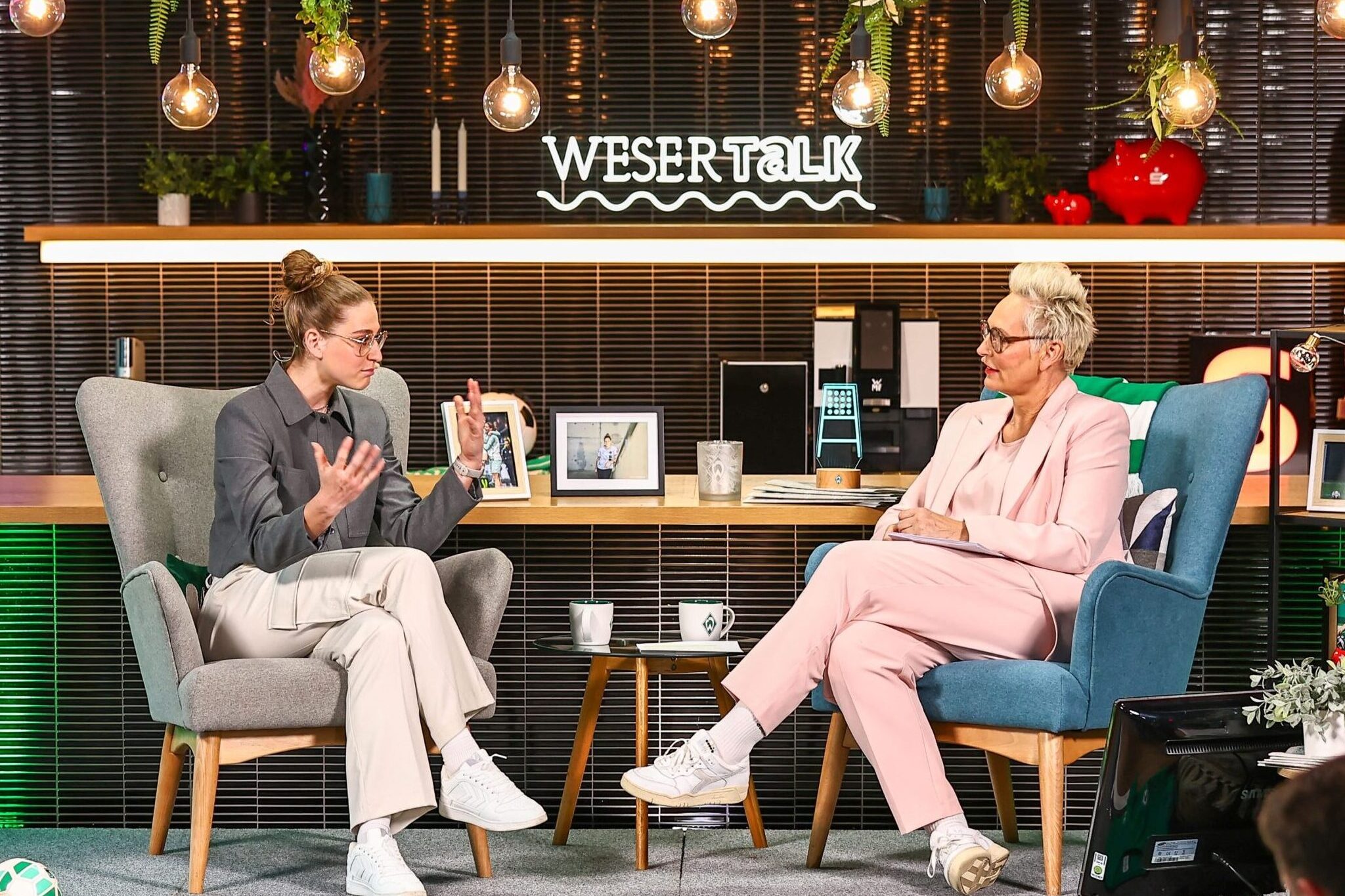 WESER-Talk mit Bärbel Schäfer und Saskia Matheis
