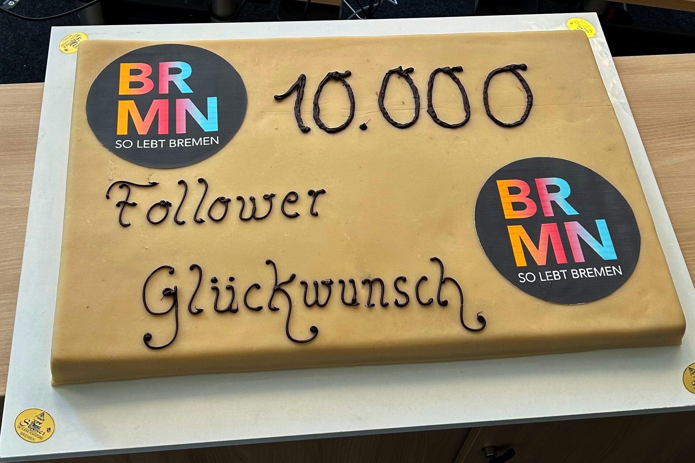 10.000 Follower für „So lebt BRMN“